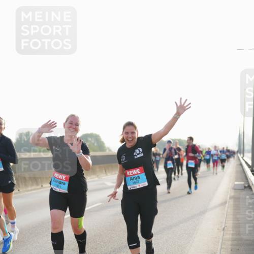 03.10.2026 - Köhlbrandbrückenlauf LAZAROV Photography http://msf.ph/oto/10701620 03.10.2026 09:26:38 Position 3 1861, 1867 meine-sportfotos.de