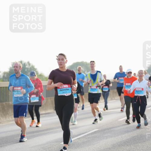 03.10.2026 - Köhlbrandbrückenlauf LAZAROV Photography http://msf.ph/oto/10701636 03.10.2026 09:26:43 Position 3 1005, 3417 meine-sportfotos.de