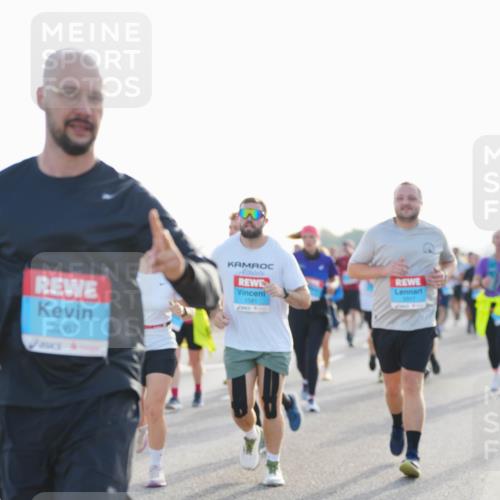 03.10.2026 - Köhlbrandbrückenlauf LAZAROV Photography http://msf.ph/oto/10701677 03.10.2026 09:26:55 Position 3 3267 meine-sportfotos.de