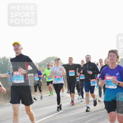 03.10.2026 - Köhlbrandbrückenlauf LAZAROV Photography http://msf.ph/oto/10701698 03.10.2026 09:27:02 Position 3 2641, 1177, 1224, 1952 meine-sportfotos.de
