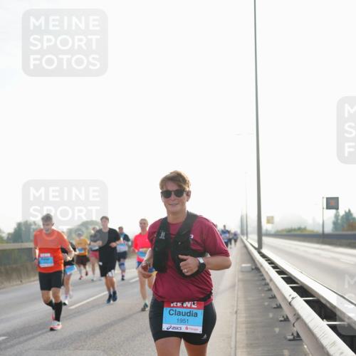03.10.2026 - Köhlbrandbrückenlauf LAZAROV Photography http://msf.ph/oto/10701727 03.10.2026 09:27:11 Position 3 1951 meine-sportfotos.de