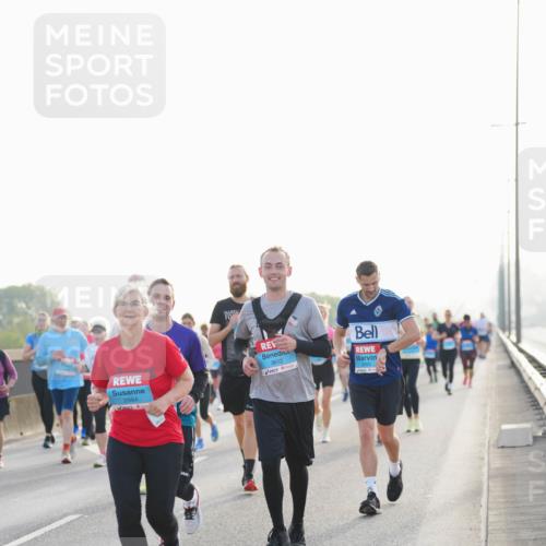 03.10.2026 - Köhlbrandbrückenlauf LAZAROV Photography http://msf.ph/oto/10701739 03.10.2026 09:27:17 Position 3 2984, 3612 meine-sportfotos.de