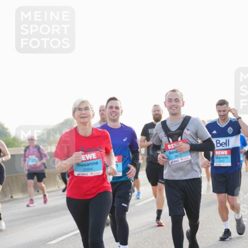 03.10.2026 - Köhlbrandbrückenlauf LAZAROV Photography http://msf.ph/oto/10701743 03.10.2026 09:27:18 Position 3 2984, 3612, 3260 meine-sportfotos.de