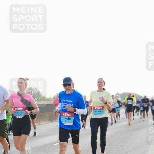 03.10.2026 - Köhlbrandbrückenlauf LAZAROV Photography http://msf.ph/oto/10701760 03.10.2026 09:27:23 Position 3 1562, 1015, 1045 meine-sportfotos.de