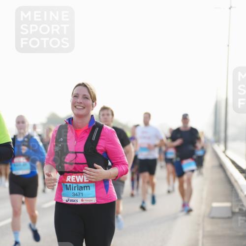 03.10.2026 - Köhlbrandbrückenlauf LAZAROV Photography http://msf.ph/oto/10701808 03.10.2026 09:27:36 Position 3 3471 meine-sportfotos.de