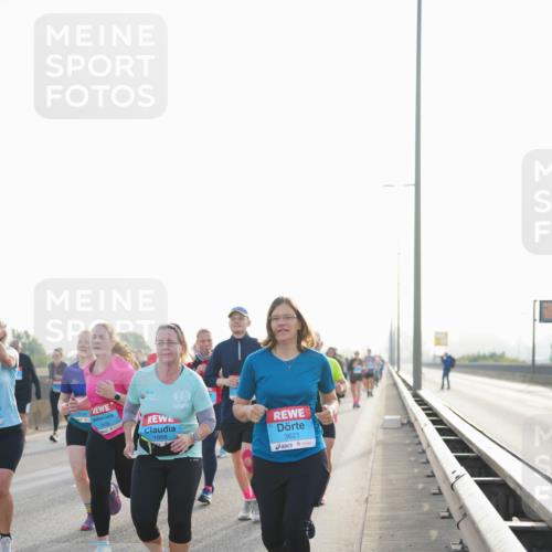 03.10.2026 - Köhlbrandbrückenlauf LAZAROV Photography http://msf.ph/oto/10701908 03.10.2026 09:28:02 Position 3 3435, 1868, 3621 meine-sportfotos.de
