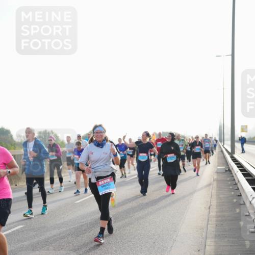 03.10.2026 - Köhlbrandbrückenlauf LAZAROV Photography http://msf.ph/oto/10701919 03.10.2026 09:28:06 Position 3 361, 3443 meine-sportfotos.de