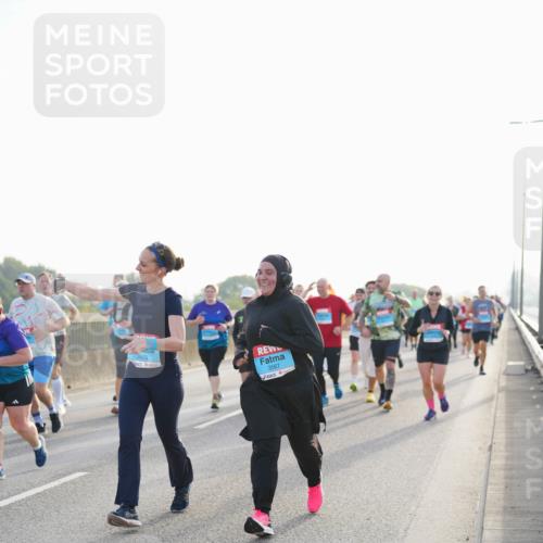03.10.2026 - Köhlbrandbrückenlauf LAZAROV Photography http://msf.ph/oto/10701923 03.10.2026 09:28:08 Position 3 3575, 3567 meine-sportfotos.de