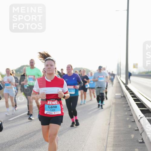03.10.2026 - Köhlbrandbrückenlauf LAZAROV Photography http://msf.ph/oto/10701950 03.10.2026 09:28:16 Position 3 1406 meine-sportfotos.de