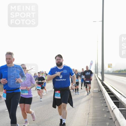 03.10.2026 - Köhlbrandbrückenlauf LAZAROV Photography http://msf.ph/oto/10701991 03.10.2026 09:28:25 Position 3 3308, 3139 meine-sportfotos.de
