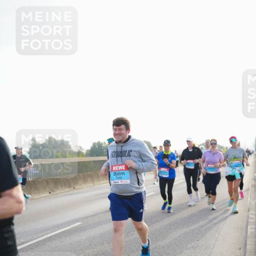 03.10.2026 - Köhlbrandbrückenlauf LAZAROV Photography http://msf.ph/oto/10702034 03.10.2026 09:28:41 Position 3 3480 meine-sportfotos.de