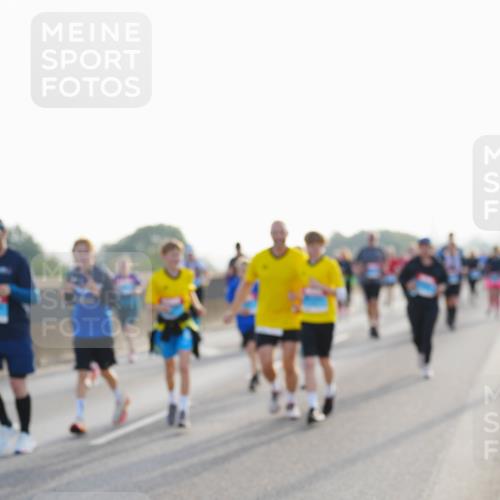 03.10.2026 - Köhlbrandbrückenlauf LAZAROV Photography http://msf.ph/oto/10702066 03.10.2026 09:28:51 Position 3  meine-sportfotos.de