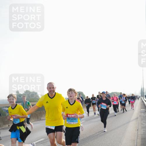 03.10.2026 - Köhlbrandbrückenlauf LAZAROV Photography http://msf.ph/oto/10702076 03.10.2026 09:28:53 Position 3 005, 2004 meine-sportfotos.de