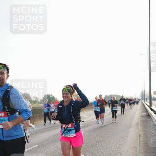 03.10.2026 - Köhlbrandbrückenlauf LAZAROV Photography http://msf.ph/oto/10702102 03.10.2026 09:29:02 Position 3 5, 2 meine-sportfotos.de