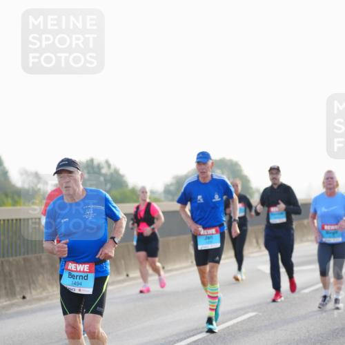 03.10.2026 - Köhlbrandbrückenlauf LAZAROV Photography http://msf.ph/oto/10702128 03.10.2026 09:29:10 Position 3 1494 meine-sportfotos.de