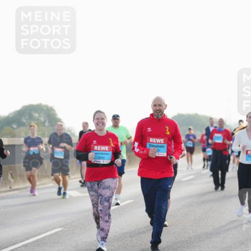 03.10.2026 - Köhlbrandbrückenlauf LAZAROV Photography http://msf.ph/oto/10702158 03.10.2026 09:29:18 Position 3 3645, 24 meine-sportfotos.de
