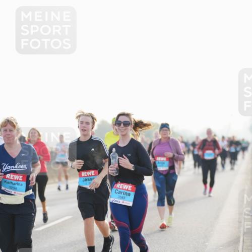 03.10.2026 - Köhlbrandbrückenlauf LAZAROV Photography http://msf.ph/oto/10702212 03.10.2026 09:29:35 Position 3 7, 3204, 319, 3583 meine-sportfotos.de