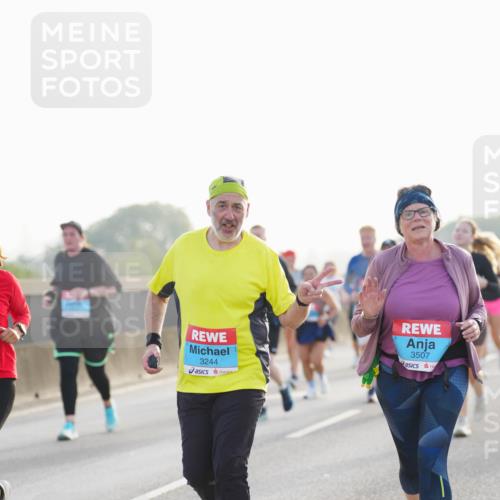 03.10.2026 - Köhlbrandbrückenlauf LAZAROV Photography http://msf.ph/oto/10702218 03.10.2026 09:29:38 Position 3 3244, 3507 meine-sportfotos.de