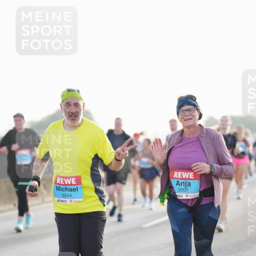 03.10.2026 - Köhlbrandbrückenlauf LAZAROV Photography http://msf.ph/oto/10702219 03.10.2026 09:29:38 Position 3 3244, 3507 meine-sportfotos.de