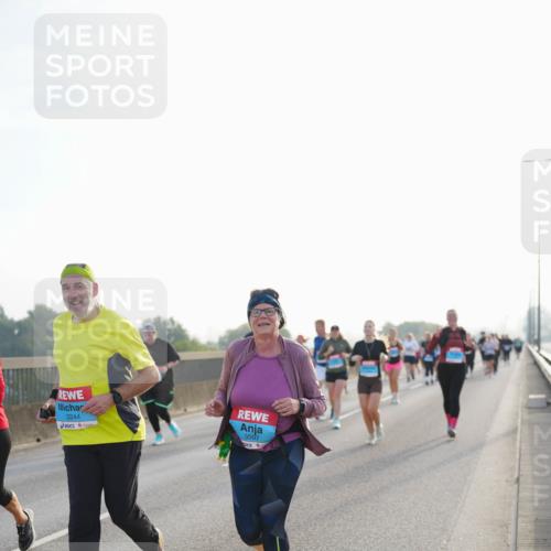 03.10.2026 - Köhlbrandbrückenlauf LAZAROV Photography http://msf.ph/oto/10702221 03.10.2026 09:29:40 Position 3 3244, 3507 meine-sportfotos.de