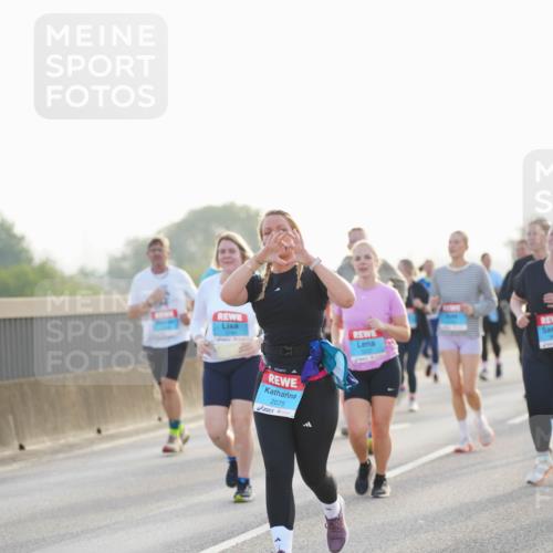 03.10.2026 - Köhlbrandbrückenlauf LAZAROV Photography http://msf.ph/oto/10702236 03.10.2026 09:29:48 Position 3 2075 meine-sportfotos.de