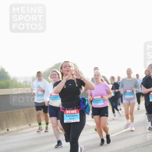03.10.2026 - Köhlbrandbrückenlauf LAZAROV Photography http://msf.ph/oto/10702237 03.10.2026 09:29:48 Position 3 2075 meine-sportfotos.de