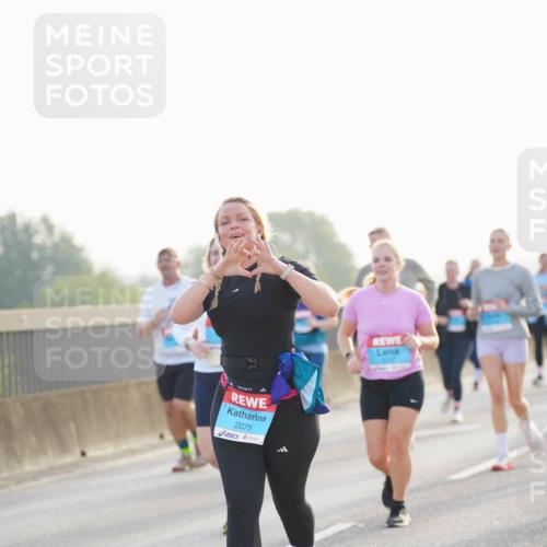 03.10.2026 - Köhlbrandbrückenlauf LAZAROV Photography http://msf.ph/oto/10702238 03.10.2026 09:29:49 Position 3 2075 meine-sportfotos.de
