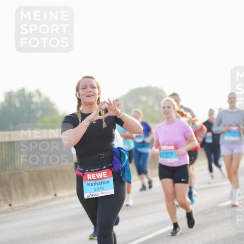 03.10.2026 - Köhlbrandbrückenlauf LAZAROV Photography http://msf.ph/oto/10702239 03.10.2026 09:29:49 Position 3 2075 meine-sportfotos.de