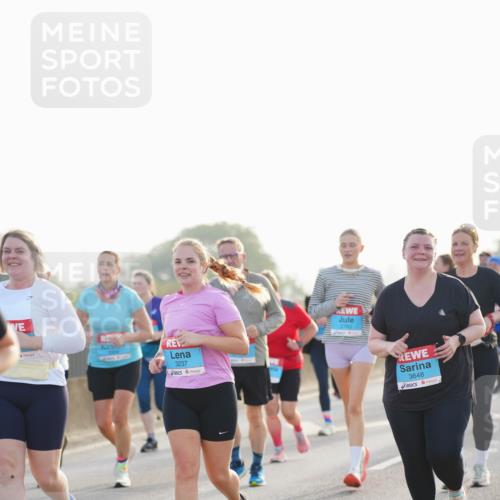 03.10.2026 - Köhlbrandbrückenlauf LAZAROV Photography http://msf.ph/oto/10702240 03.10.2026 09:29:50 Position 3 3237, 2793, 3648 meine-sportfotos.de