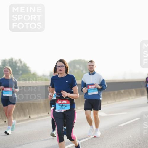 03.10.2026 - Köhlbrandbrückenlauf LAZAROV Photography http://msf.ph/oto/10702256 03.10.2026 09:30:00 Position 3 3561 meine-sportfotos.de