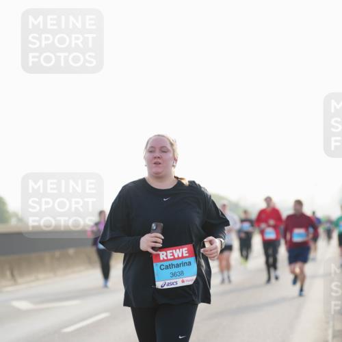 03.10.2026 - Köhlbrandbrückenlauf LAZAROV Photography http://msf.ph/oto/10702260 03.10.2026 09:30:01 Position 3 3638 meine-sportfotos.de