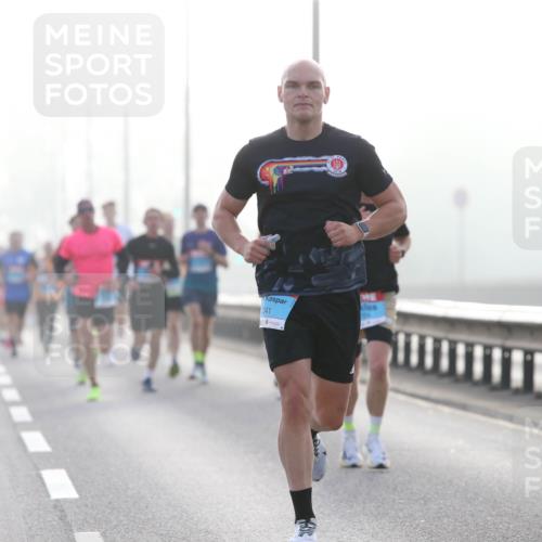 03.10.2026 - Köhlbrandbrückenlauf Jannik Wohlers http://msf.ph/oto/10703595 03.10.2026 09:12:59 Position 3 041 meine-sportfotos.de