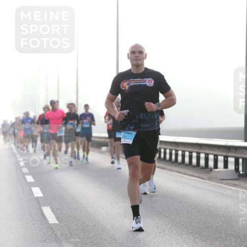 03.10.2026 - Köhlbrandbrückenlauf Jannik Wohlers http://msf.ph/oto/10703598 03.10.2026 09:13:00 Position 3 2041, 1607 meine-sportfotos.de