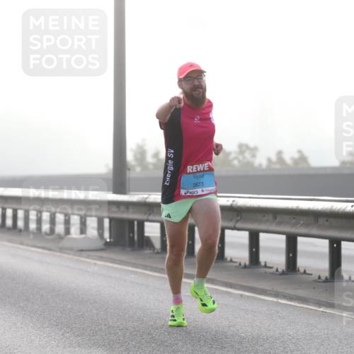 03.10.2026 - Köhlbrandbrückenlauf Jannik Wohlers http://msf.ph/oto/10703853 03.10.2026 09:11:59 Position 3  meine-sportfotos.de