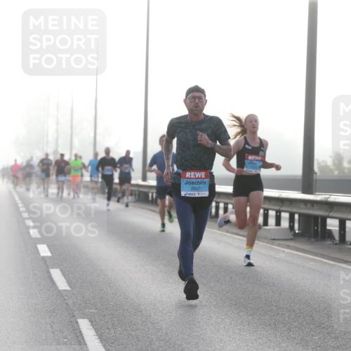 03.10.2026 - Köhlbrandbrückenlauf Jannik Wohlers http://msf.ph/oto/10703902 03.10.2026 09:12:46 Position 3 2067 meine-sportfotos.de
