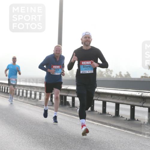 03.10.2026 - Köhlbrandbrückenlauf Jannik Wohlers http://msf.ph/oto/10703912 03.10.2026 09:12:54 Position 3 2375, 2077 meine-sportfotos.de