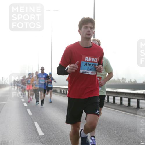 03.10.2026 - Köhlbrandbrückenlauf Jannik Wohlers http://msf.ph/oto/10703944 03.10.2026 09:13:09 Position 3 2181, 16 meine-sportfotos.de