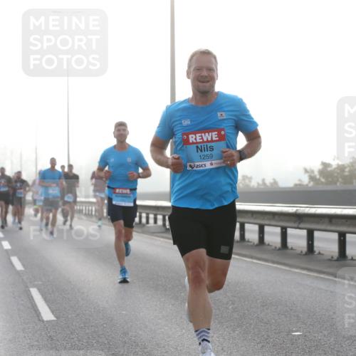 03.10.2026 - Köhlbrandbrückenlauf Jannik Wohlers http://msf.ph/oto/10704046 03.10.2026 09:13:31 Position 3 1259, 16 meine-sportfotos.de