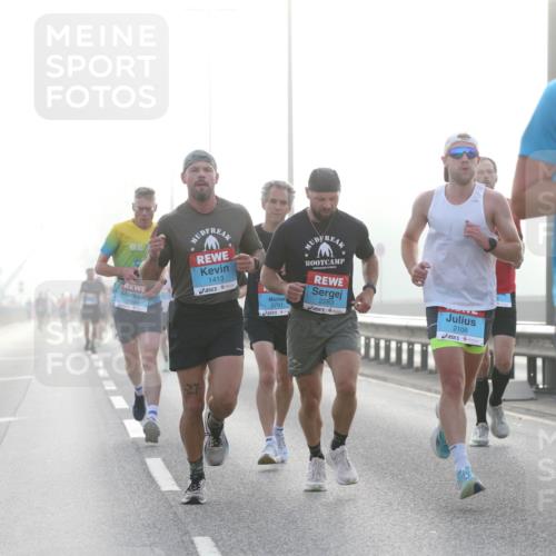 03.10.2026 - Köhlbrandbrückenlauf Jannik Wohlers http://msf.ph/oto/10704072 03.10.2026 09:13:35 Position 3 1413, 3791, 2283, 2108, 2175 meine-sportfotos.de