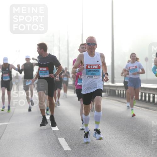 03.10.2026 - Köhlbrandbrückenlauf Jannik Wohlers http://msf.ph/oto/10704108 03.10.2026 09:13:44 Position 3 2219, 2195, 1412 meine-sportfotos.de