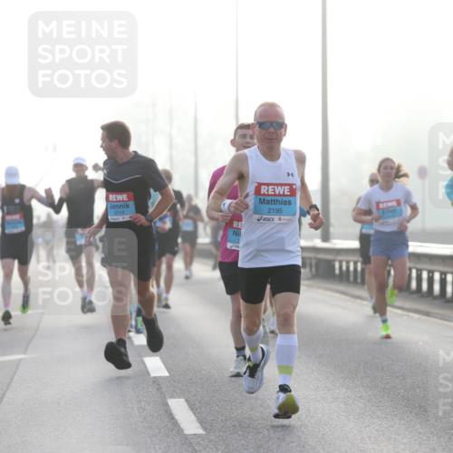 03.10.2026 - Köhlbrandbrückenlauf Jannik Wohlers http://msf.ph/oto/10704111 03.10.2026 09:13:44 Position 3 2219, 2195, 1412 meine-sportfotos.de