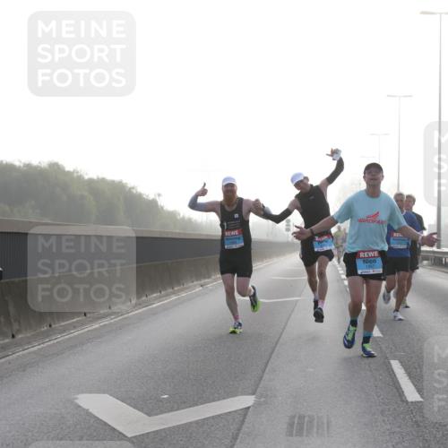 03.10.2026 - Köhlbrandbrückenlauf Jannik Wohlers http://msf.ph/oto/10704144 03.10.2026 09:13:49 Position 3 1397 meine-sportfotos.de