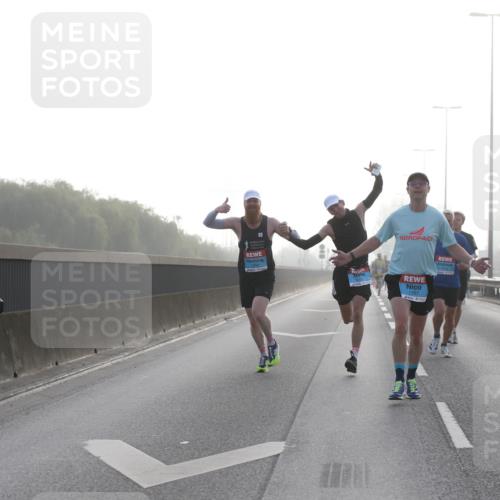03.10.2026 - Köhlbrandbrückenlauf Jannik Wohlers http://msf.ph/oto/10704146 03.10.2026 09:13:49 Position 3 1397 meine-sportfotos.de