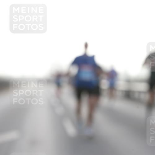 03.10.2026 - Köhlbrandbrückenlauf Jannik Wohlers http://msf.ph/oto/10704161 03.10.2026 09:13:51 Position 3  meine-sportfotos.de