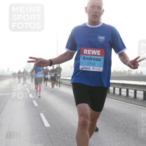 03.10.2026 - Köhlbrandbrückenlauf Jannik Wohlers http://msf.ph/oto/10704175 03.10.2026 09:13:52 Position 3 1712 meine-sportfotos.de
