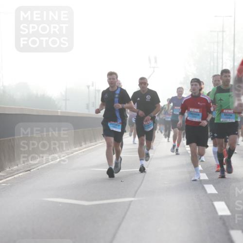 03.10.2026 - Köhlbrandbrückenlauf Jannik Wohlers http://msf.ph/oto/10704233 03.10.2026 09:14:05 Position 3 1264 meine-sportfotos.de