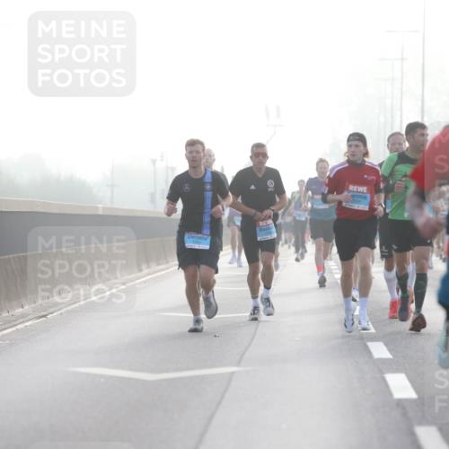 03.10.2026 - Köhlbrandbrückenlauf Jannik Wohlers http://msf.ph/oto/10704240 03.10.2026 09:14:05 Position 3  meine-sportfotos.de