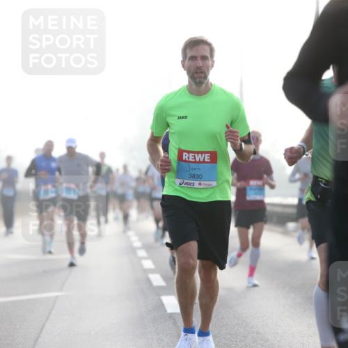 03.10.2026 - Köhlbrandbrückenlauf Jannik Wohlers http://msf.ph/oto/10704285 03.10.2026 09:14:13 Position 3 3830 meine-sportfotos.de