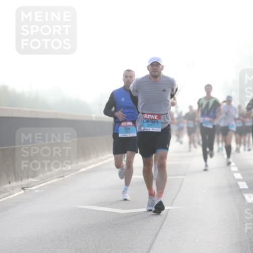 03.10.2026 - Köhlbrandbrückenlauf Jannik Wohlers http://msf.ph/oto/10704295 03.10.2026 09:14:16 Position 3 2317, 2203 meine-sportfotos.de