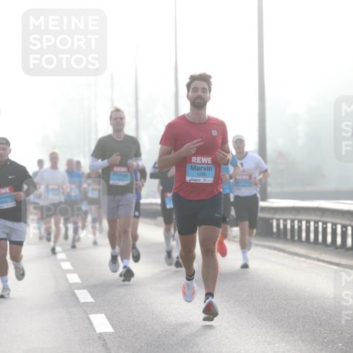 03.10.2026 - Köhlbrandbrückenlauf Jannik Wohlers http://msf.ph/oto/10704379 03.10.2026 09:14:40 Position 3 1290, 216 meine-sportfotos.de